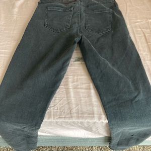 Black Celebrity Pink skinny jeans.